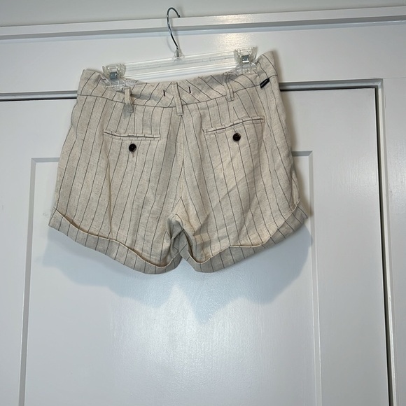 Dear John Cream pin striped Bermudas Tailored Summer Shorts size 27. - Picture 7 of 11